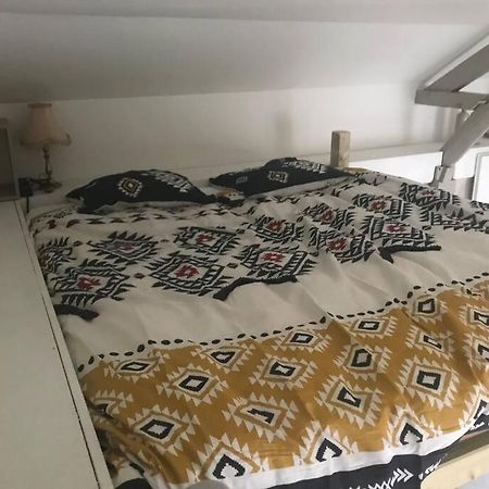 Chez Beroy Apartment Morlaas Екстериор снимка
